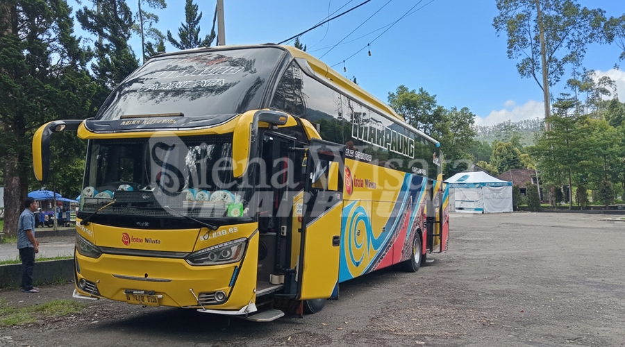 Menjelajahi Keindahan Bandung dengan Kenyamanan Eksklusif Bus Pariwisata Marpaung